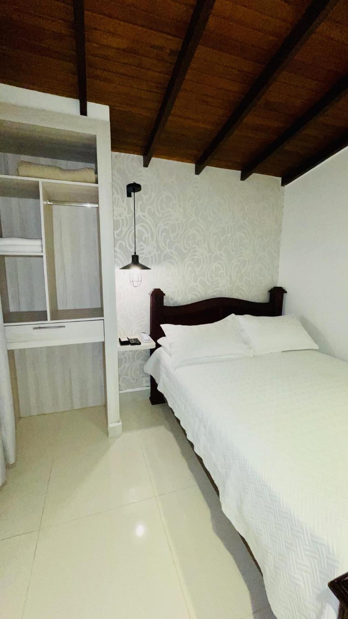 מדיין Hotel Simon מראה חיצוני תמונה